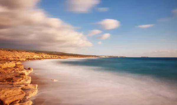 Bella Spiaggia Selvaggia Con Acqua Turchese Chiaro Onde Spiaggia Lara — Foto Stock