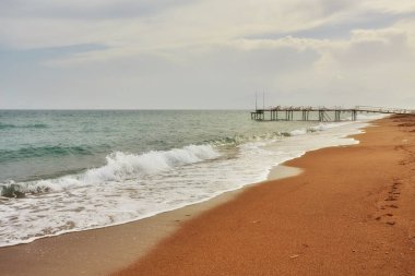 Beach Lara Antalya Türkiye'deki yakınındaki insanlar olmadan. Küçük Asya