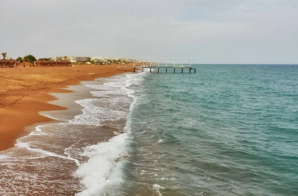 Praia Sem Pessoas Lara Perto Antalya Turquia Ásia Menor — Fotografia de Stock