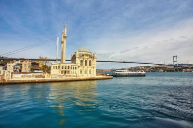 Ortakoy camisi ve Boğaz köprüsü, İstanbul, Türkiye