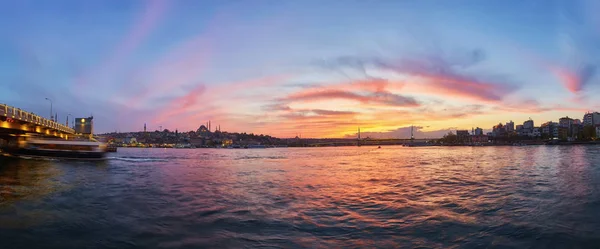 Istanbulu Nově Postavená Halic Metra Most Během Soumraku Moderní Vzhled — Stock fotografie
