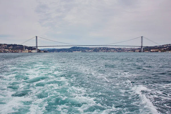 Die Bosporus Brücke Die Europa Und Asien Verbindet — Stockfoto