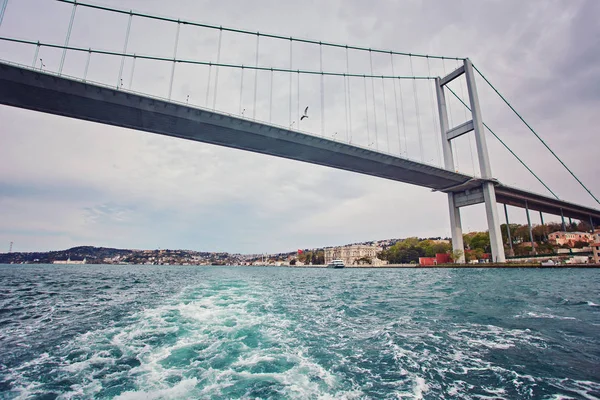 Puente Del Bósforo Que Conecta Europa Asia — Foto de Stock