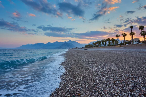 Stranden Konyaalti Sand Och Taurusbergen Medelhavskusten Tidig Morgon Ljus Antalya — Stockfoto