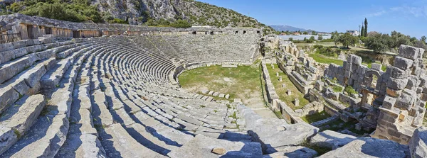 古希腊露天剧场在玛拉 土耳其的全景 — 图库照片