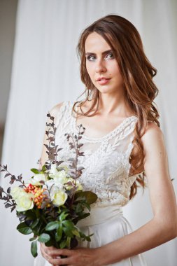 krem gül ve eustoma çiçek güzel ihale düğün buketi