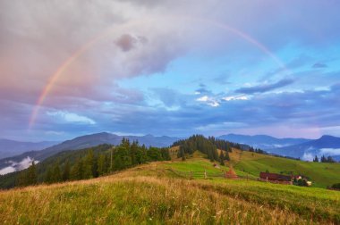 gökkuşağı ve yağmur sonra güneş