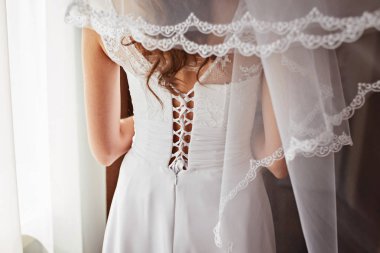 mutlu gelin sabah. Gelin hazırlanıyor.