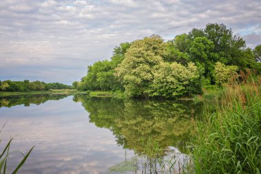 Bahar Park. Bahar park Lake.