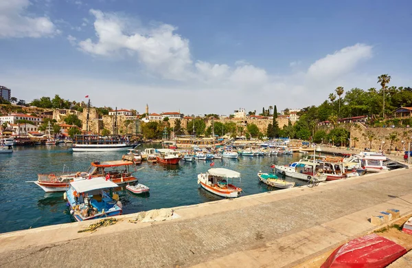 Gamla staden kaleici i antalya, Turkiet — Stockfoto