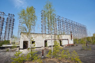 Çernobil Yasaklama Bölgesi 'nde eski askeri Duga radar sistemi