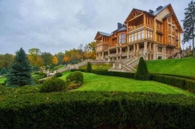 Ukrayna Ulusal Parkı 'nda güzel bir ev..