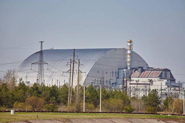 Реактор 4 на Чернобыльской АЭС с новым замком. Глобальная атомная катастрофа. Чернобыльская зона отчуждения
.