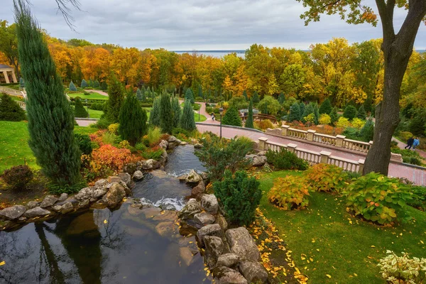 Panorama of the fragment of the park in Mezhyhiria — Stock Photo, Image