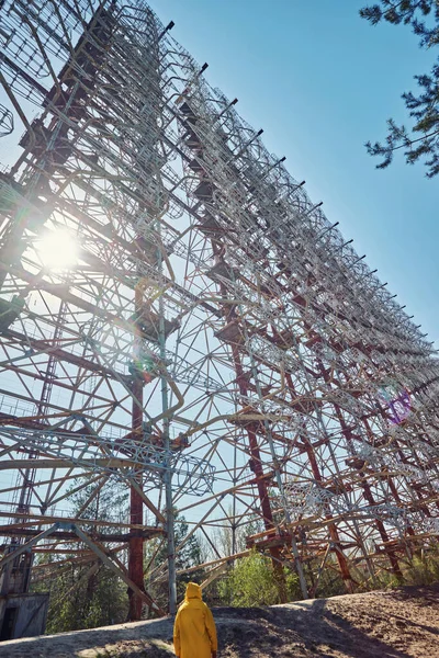 Ampio campo di antenna. Sistema radar sovietico Duga alla centrale nucleare di Chernobyl. Difesa missilistica ABM. Campo dell'antenna, radar oltre l'orizzonte . — Foto Stock