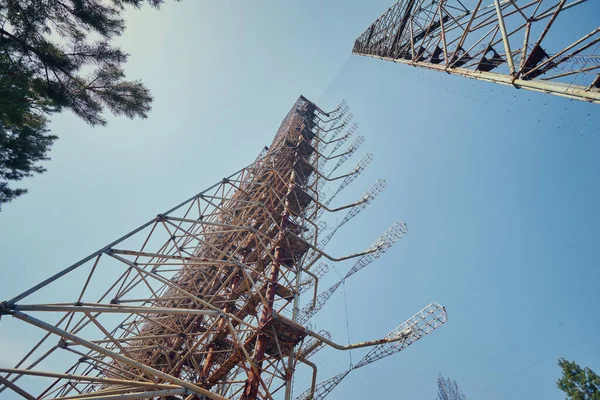 Telecommunicatie radiocentrum in Pripyat, Tsjernobyl gebied bekend als de Arc of Duga en zogenaamde Russische specht — Stockfoto