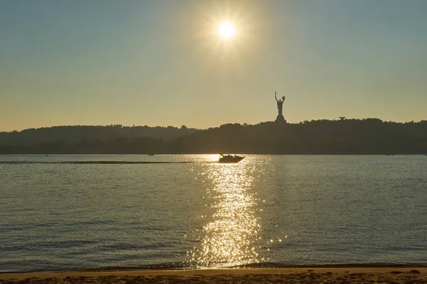 Vista do rio Dnieper em Kiev — Fotografia de Stock