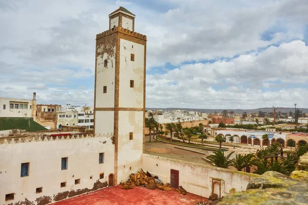 Medina είσοδος πύργος και παλιά τείχη της πόλης στην Essaouira — Φωτογραφία Αρχείου