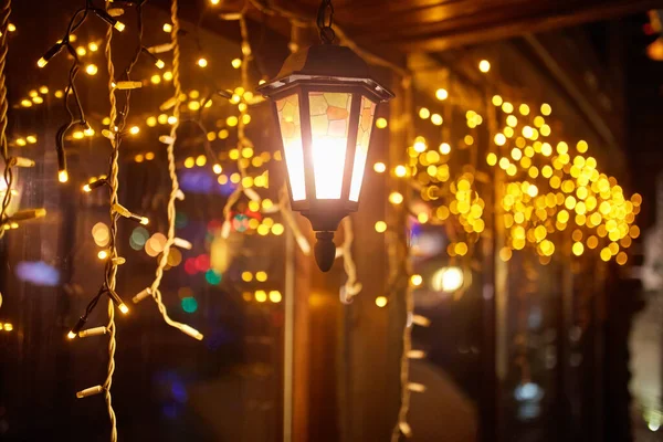 Lampadaire Vintage Style Ancien Lanterne Nuit Avec Décorations Noël Vacances — Photo