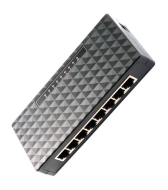 Kurak günde siyah 8 Port Plastik Ethernet Anahtarı beyaz arkaplanda izole edildi