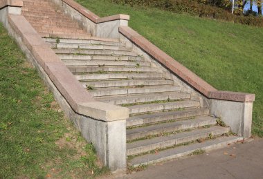 Kuru güneşli gün merdiven