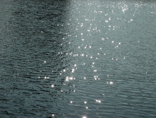 Blendung Auf Dem Wasser Stadtparkteich — Stockfoto