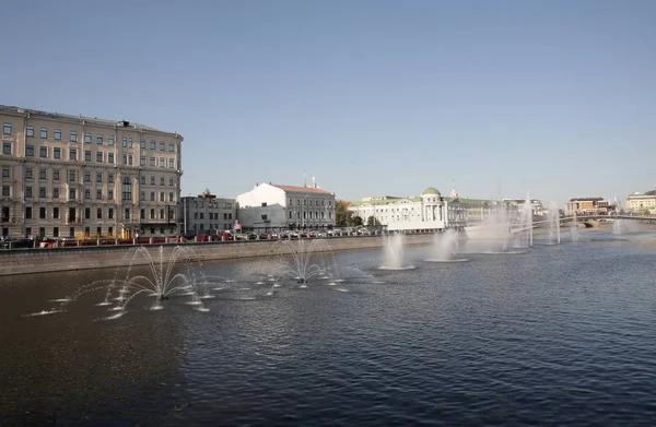 Many Fountain River — Stock Photo, Image