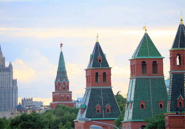 Moskova Daki Eski Kremlin Kuleleri — Stok fotoğraf