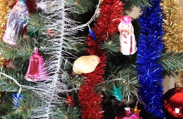 Jouets Sur Sapin Noël Vert — Photo