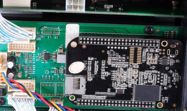 elektronik aygıt
