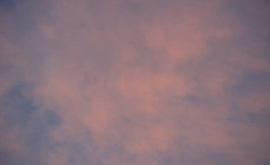 Yazın gün batımı gökyüzü