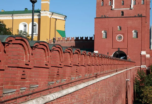Torre Kremlin Fundo Céu Centro Cidade — Fotografia de Stock