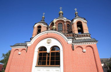 gökyüzü arka plan üzerinde Kilise