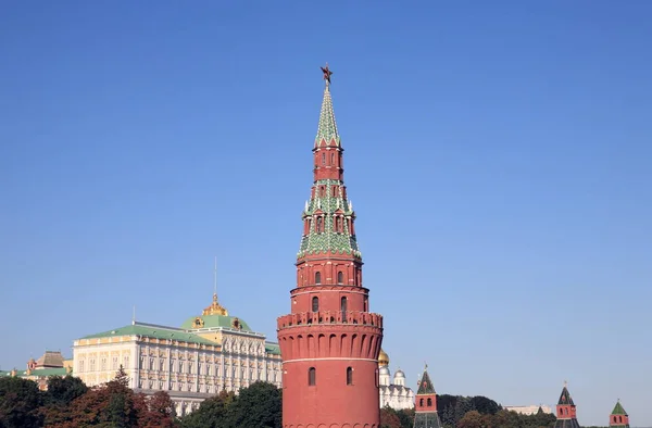 Torre Kremlin Fundo Céu — Fotografia de Stock