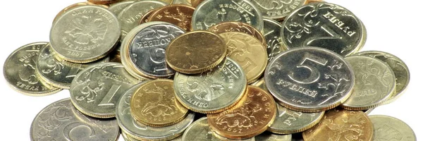Dispersión Monedas Cerca Sobre Fondo Blanco — Foto de Stock