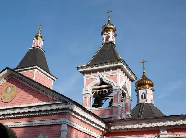 Viejo Templo Madera Bogorodskiy Día Soleado —  Fotos de Stock