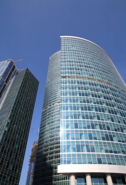 Gün içinde ofis binası