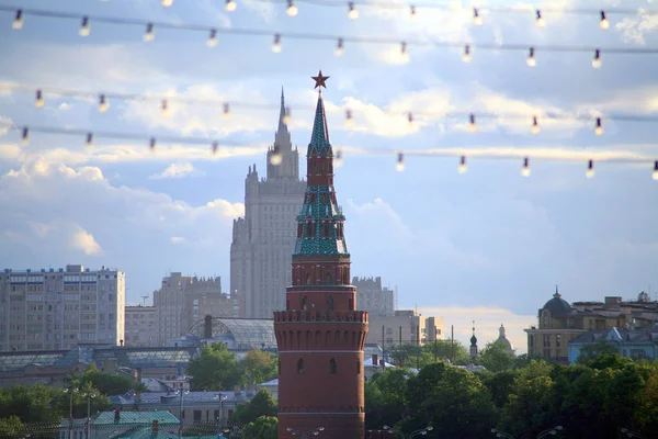 Kremlin in cityscape at dry day — Stock Photo, Image
