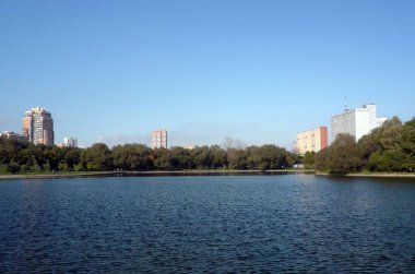 Şehir parkında yaz