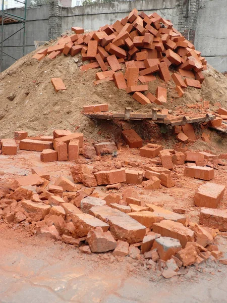 Heap of red brick — Stock Photo, Image