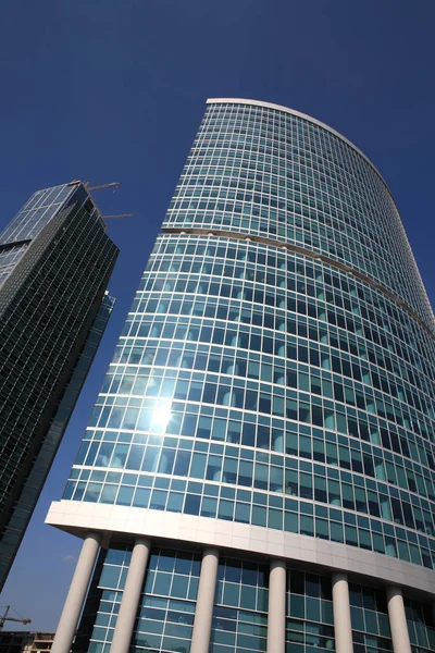 Gün içinde ofis binası