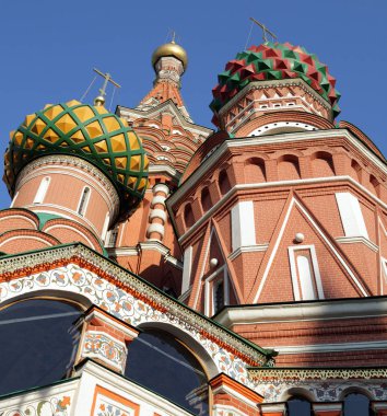 Gündüzleri kutsanmış Basil Katedrali