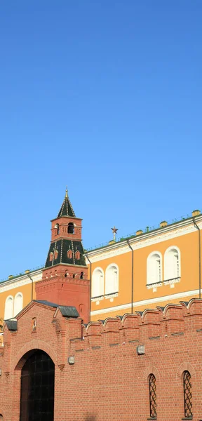 Kremlin tower on sky background — Stock Photo, Image