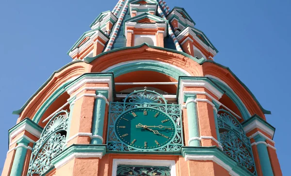 Igreja durante o dia — Fotografia de Stock