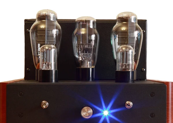 Vacuum tube amplifier at dry day — Stock Photo, Image