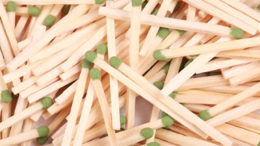 birçok maç saçılma