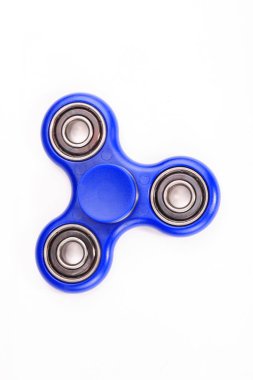 mavi plastik oyuncak.