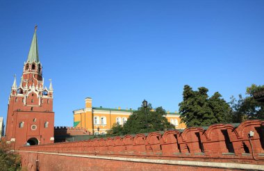 Gökyüzü arka planında Kremlin kulesi