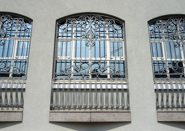 Windows of building with grid — Stock Photo, Image