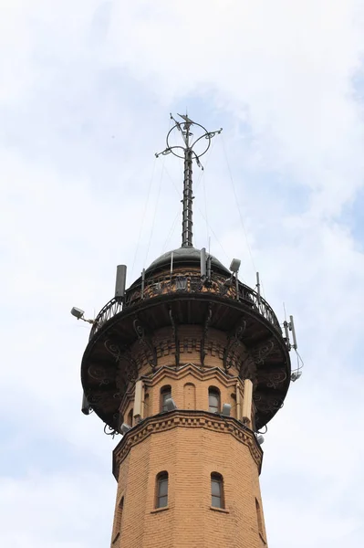 Fire service tower at dry day — Stock Photo, Image